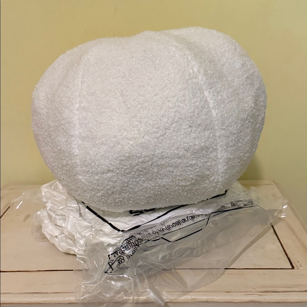 Set of 3 Round Ball Pillows 13.8 inch
